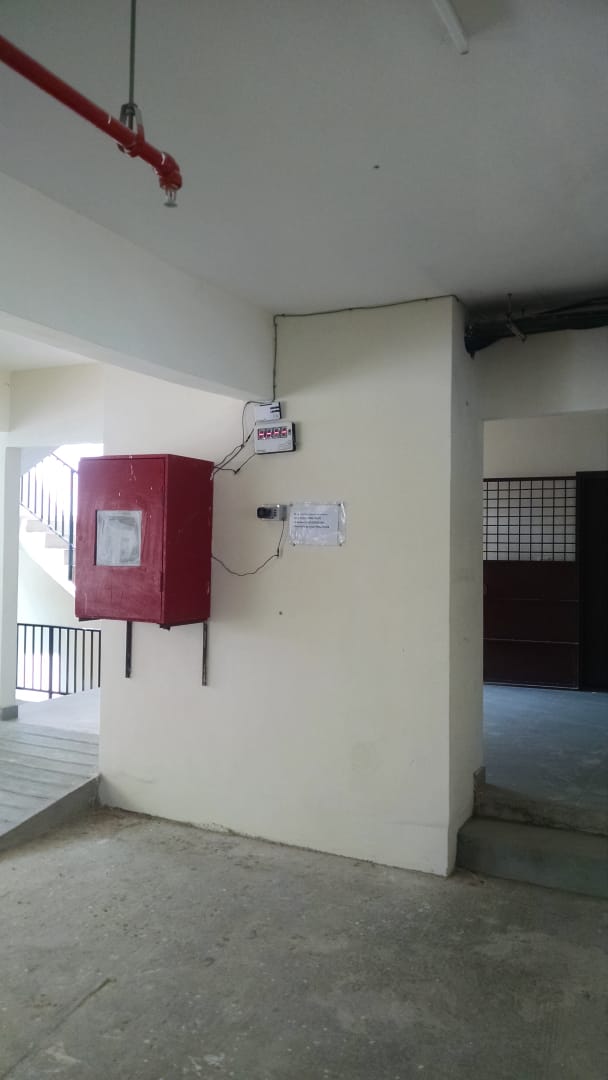 Receiver console in apartment building
