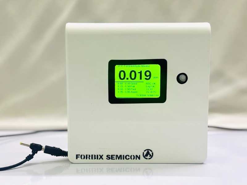 Sensor Array and Display — high-contrast LCD