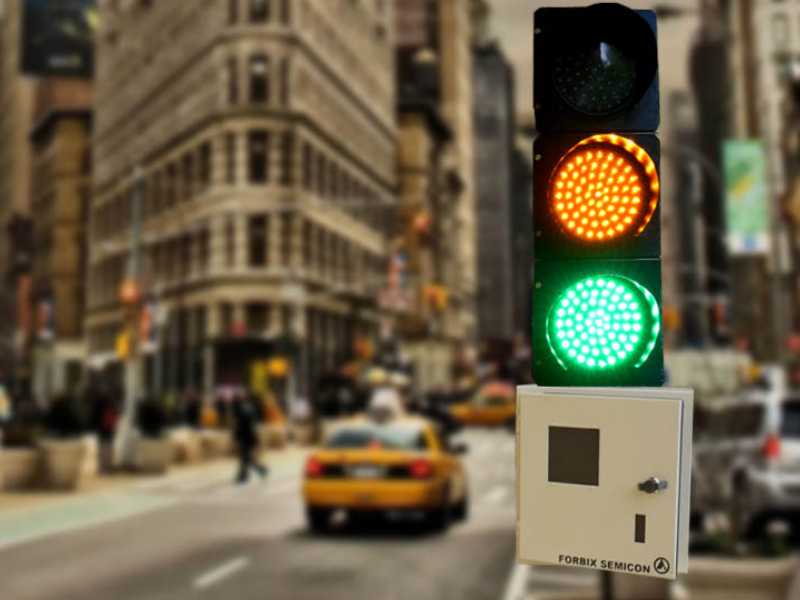Traffic Light Controller Green and Amber